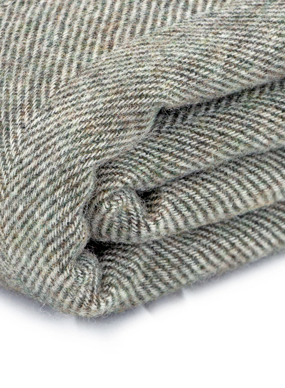 100% Wool Grey Herringbone Travel Rug - Image 3