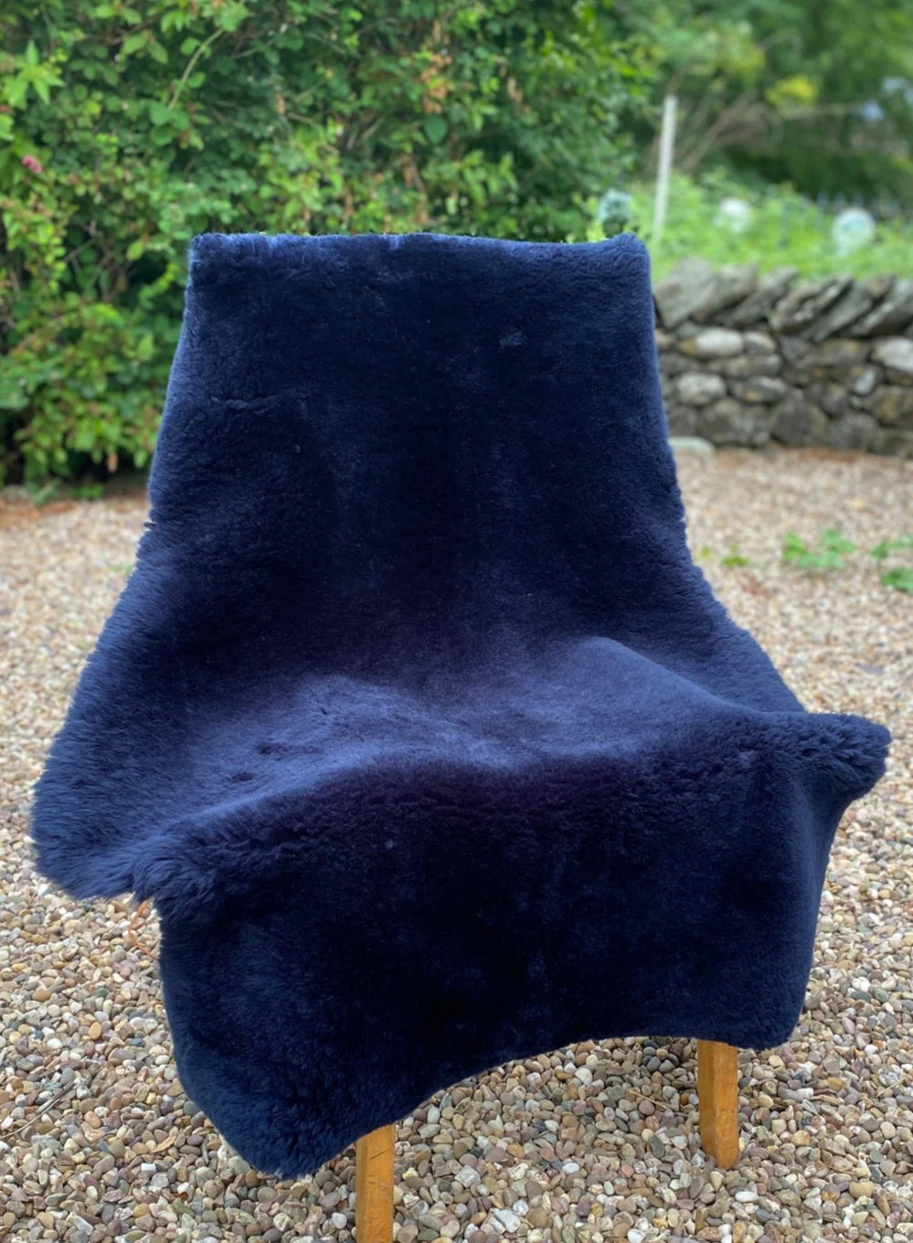Luxury Short Woolled Sheepskin Throw - Image 3