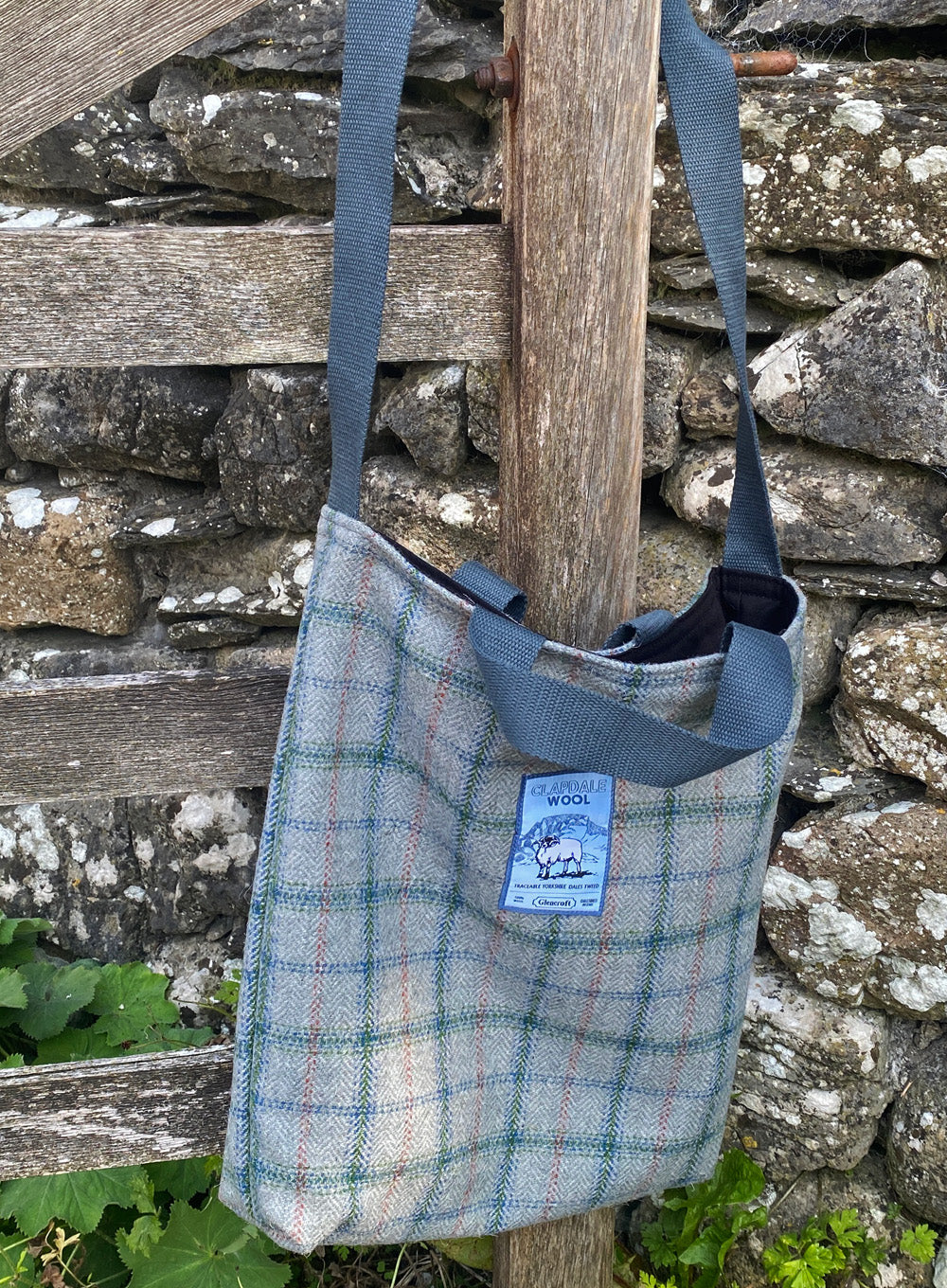 Traceable Clapdale Wool Dalesbred Tote Bag - Image 4